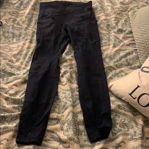 Lulu full length leggings with pockets.